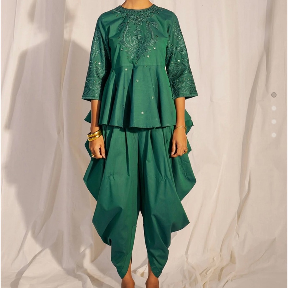 *SOLD* Pakistani brand ethnic 2 piece eid